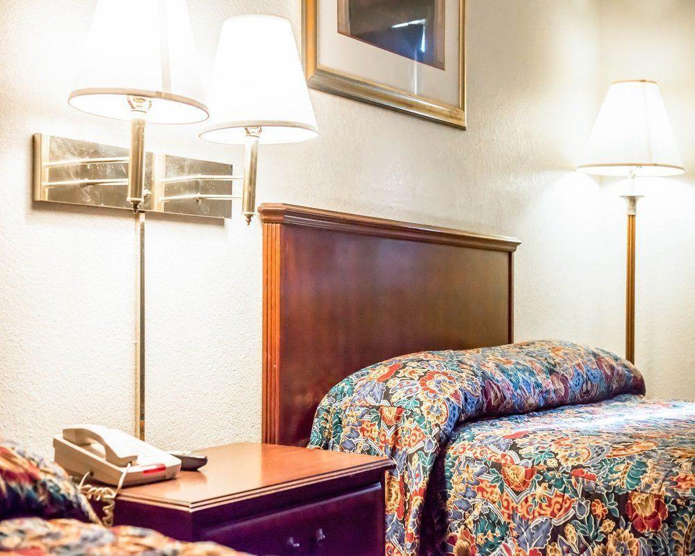 Clarion Pointe Tallahassee-State Capitol エクステリア 写真